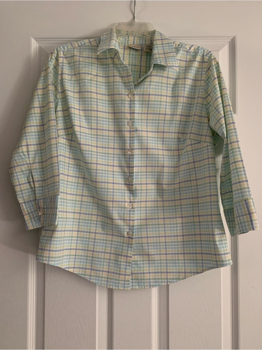 L.L.Bean Multicolored 3/4 Sleeve Button Down Women’s Shirt Size Small